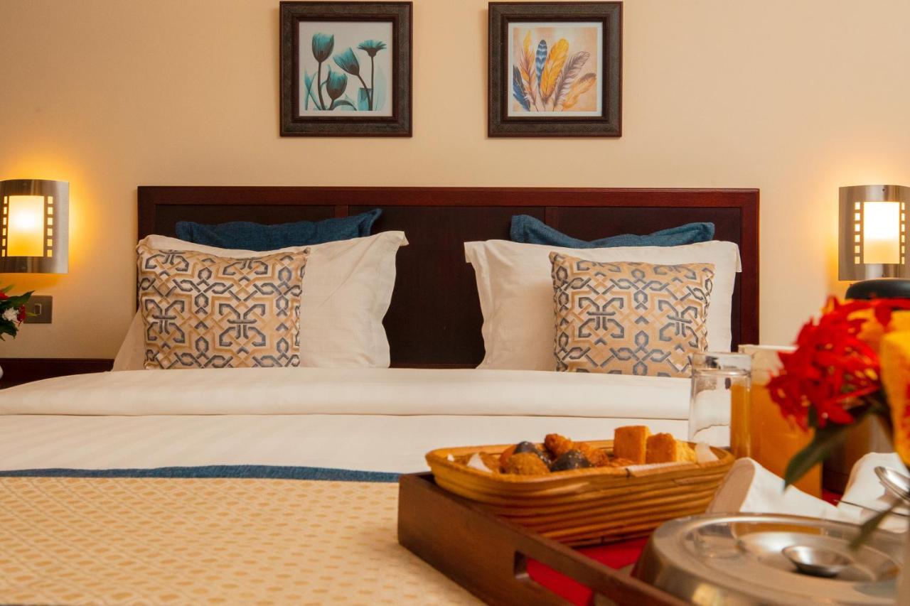 White Sands Hotel Дар ес Саалам Екстериор снимка