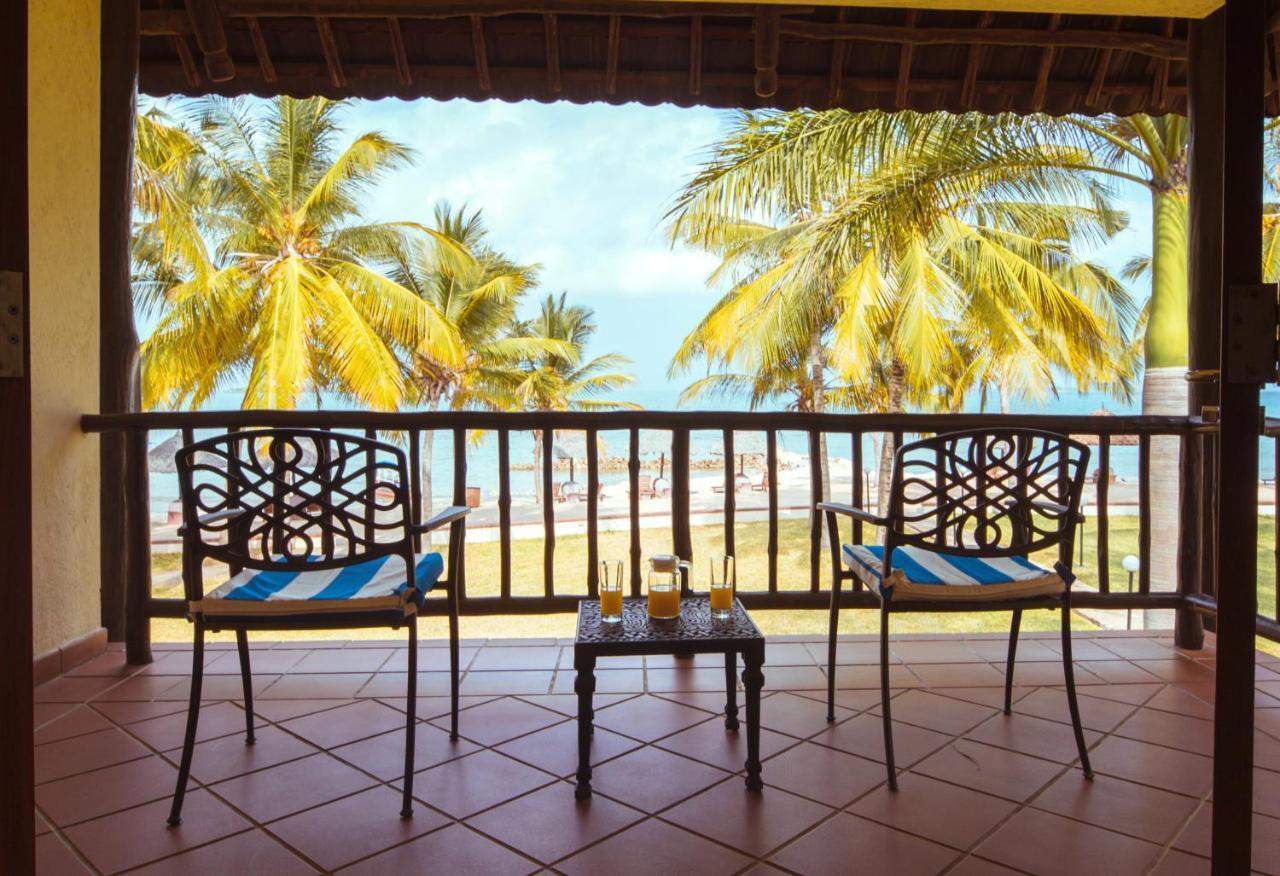 White Sands Hotel Дар ес Саалам Екстериор снимка