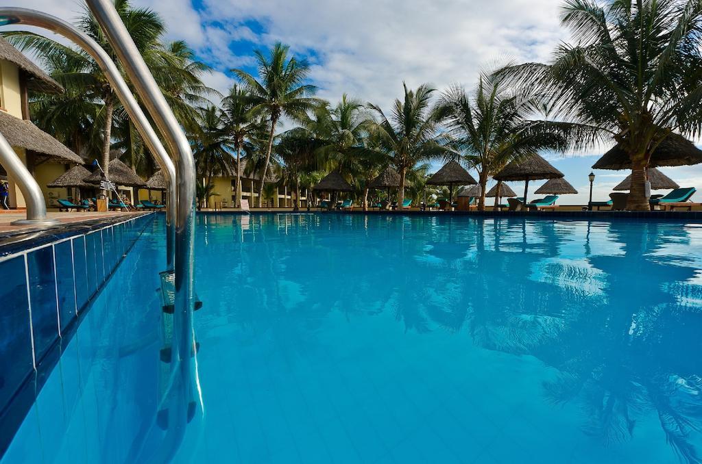 White Sands Hotel Дар ес Саалам Екстериор снимка